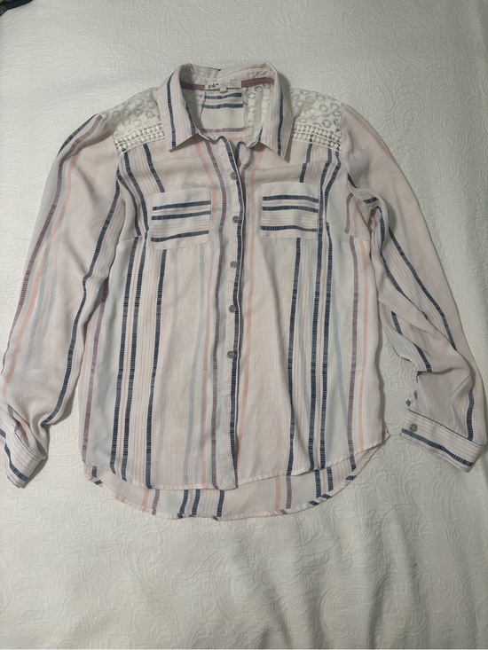Jolt Tops - Jolt Striped Button-Down Shirt in White, Navy & Pink